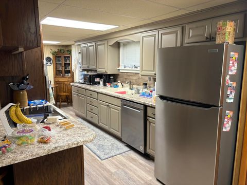 Tiny photo for 11412 State Highway 37 N, Benton, IL 62812 (MLS # 100000022)