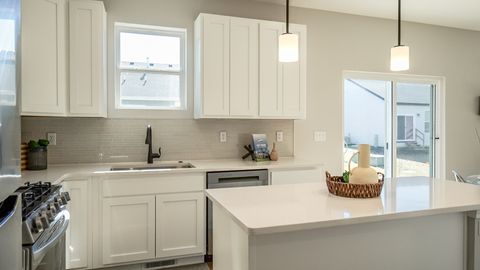 Tiny photo for 20 W Sandalwood Avenue, Cortland, IL 60112 (MLS # 12571267)