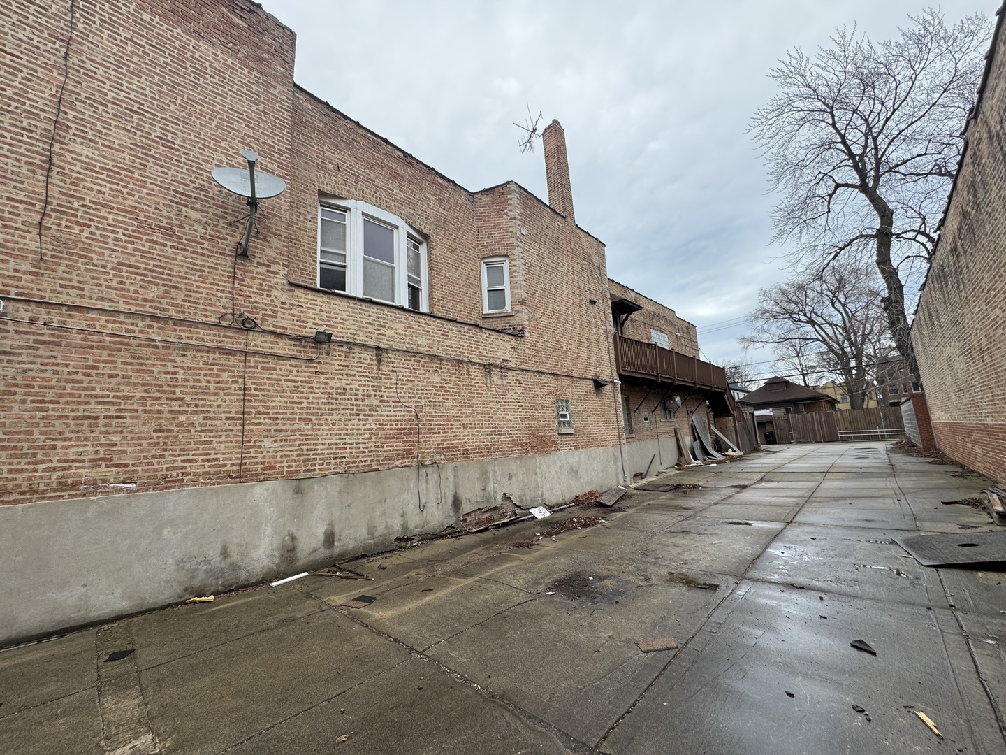 3315 S Halsted Street