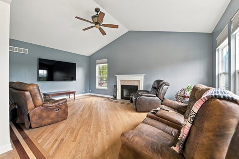 Tiny photo for 304 Edgewood Drive, Minooka, IL 60447 (MLS # 12776955)