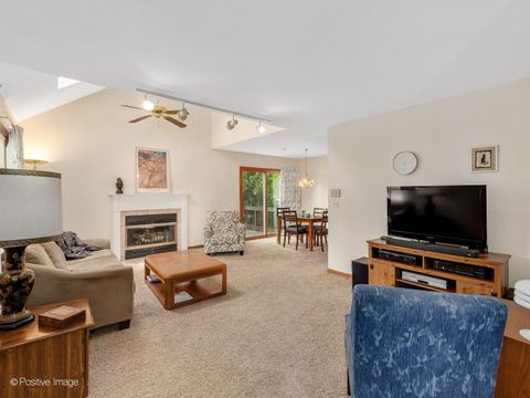 Tiny photo for 7932 Stewart Drive, Darien, IL 60561 (MLS # 12698610)