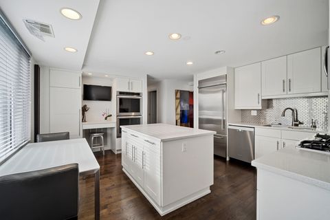 Tiny photo for 601 Mulberry Place #5B, Highland Park, IL 60035 (MLS # 12594946)