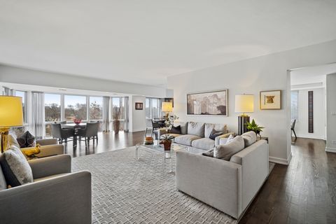 Tiny photo for 601 Mulberry Place #5B, Highland Park, IL 60035 (MLS # 12594946)