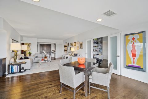 Tiny photo for 601 Mulberry Place #5B, Highland Park, IL 60035 (MLS # 12594946)