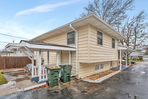 A home in Clarendon Hills