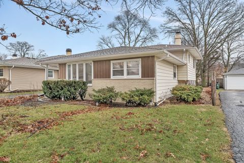 A home in Clarendon Hills