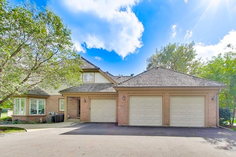 Tiny photo for 12 Riderwood Road, North Barrington, IL 60010 (MLS # 12768985)