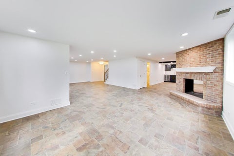 Tiny photo for 12 Riderwood Road, North Barrington, IL 60010 (MLS # 12768985)