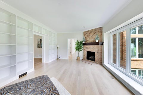 Tiny photo for 12 Riderwood Road, North Barrington, IL 60010 (MLS # 12768985)