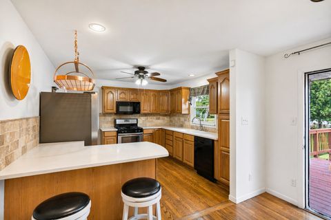 Tiny photo for 405 Thomas Drive, Sycamore, IL 60178 (MLS # 12608260)
