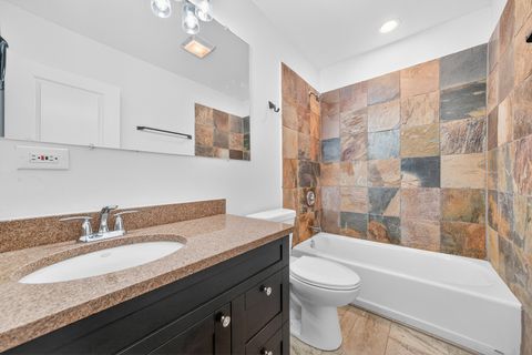 Tiny photo for 626 E Oakwood Boulevard, Chicago, IL 60653 (MLS # 12531246)