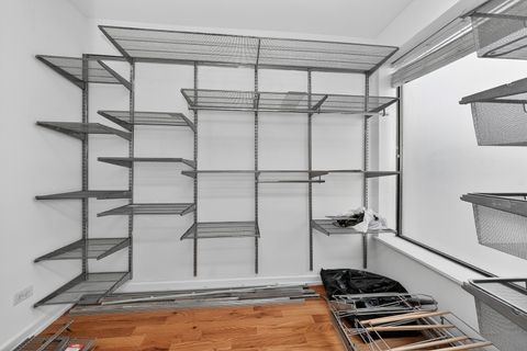 Tiny photo for 626 E Oakwood Boulevard, Chicago, IL 60653 (MLS # 12531246)