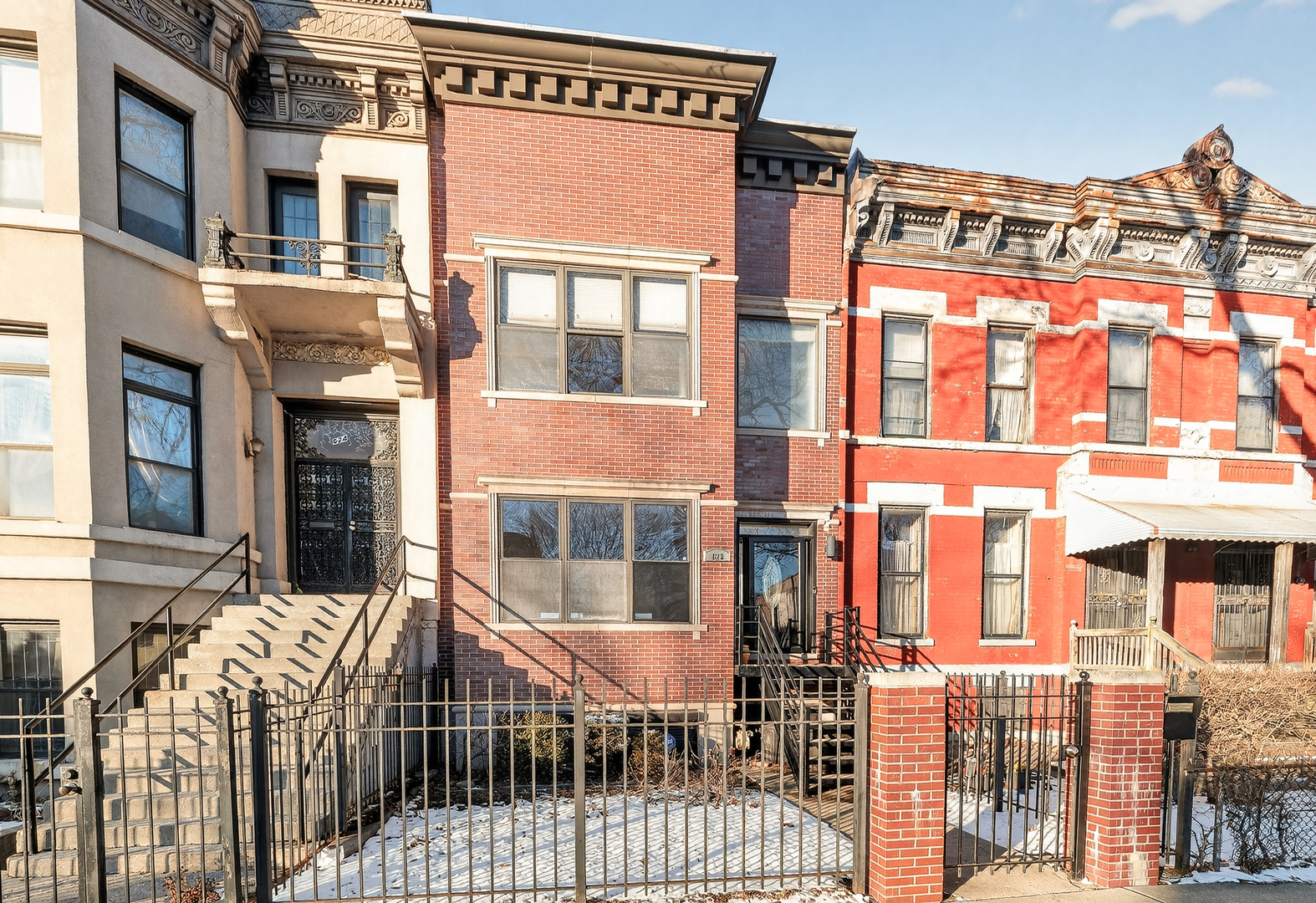 626 E Oakwood Boulevard