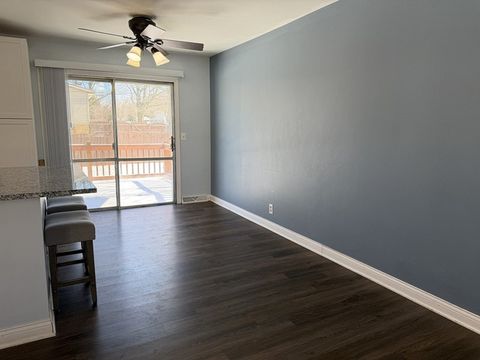 Tiny photo for 620 S 9TH Avenue, St. Charles, IL 60174 (MLS # 12586593)