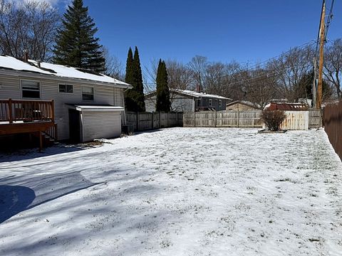 Tiny photo for 620 S 9TH Avenue, St. Charles, IL 60174 (MLS # 12586593)