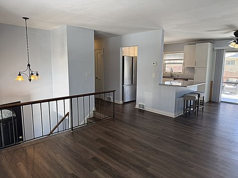 Tiny photo for 620 S 9TH Avenue, St. Charles, IL 60174 (MLS # 12586593)