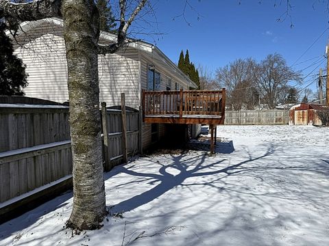 Tiny photo for 620 S 9TH Avenue, St. Charles, IL 60174 (MLS # 12586593)