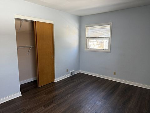 Tiny photo for 620 S 9TH Avenue, St. Charles, IL 60174 (MLS # 12586593)