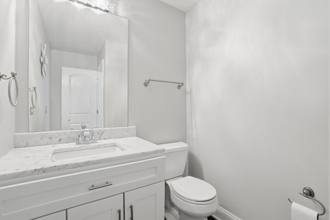 Tiny photo for 612 Citadel Drive, Westmont, IL 60559 (MLS # 12629214)