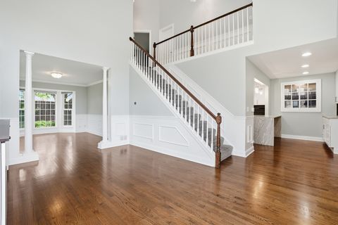 Tiny photo for 612 Citadel Drive, Westmont, IL 60559 (MLS # 12629214)