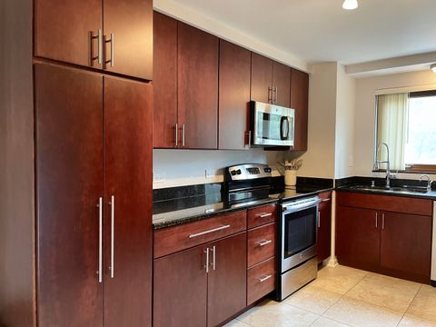 Tiny photo for 2086 Saint Johns Avenue #207, Highland Park, IL 60035 (MLS # 12501227)