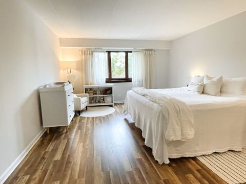 Tiny photo for 2086 Saint Johns Avenue #207, Highland Park, IL 60035 (MLS # 12501227)