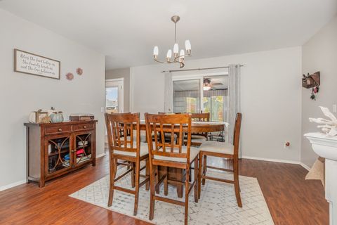 Tiny photo for 30 Fieldpoint Road, Montgomery, IL 60538 (MLS # 12514010)