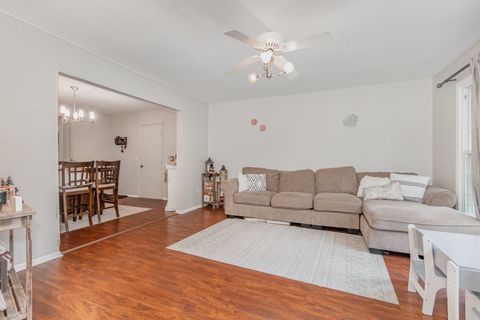 Tiny photo for 30 Fieldpoint Road, Montgomery, IL 60538 (MLS # 12514010)