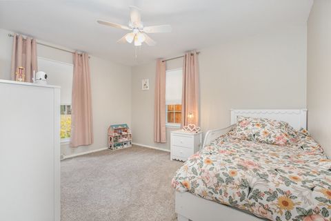 Tiny photo for 30 Fieldpoint Road, Montgomery, IL 60538 (MLS # 12514010)