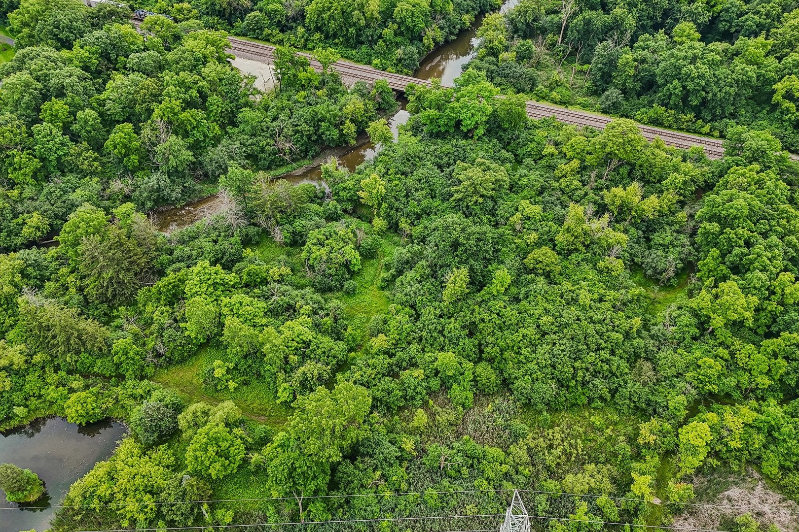 10S540 County Line Road