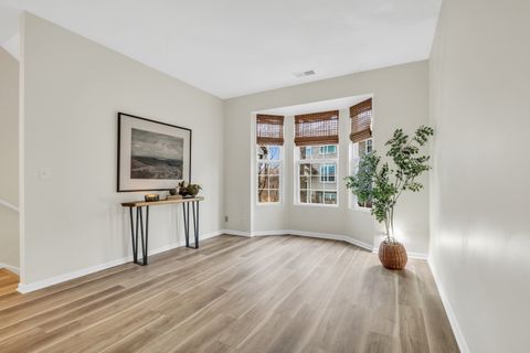 Tiny photo for 983 Ellsworth Drive, Grayslake, IL 60030 (MLS # 12654871)