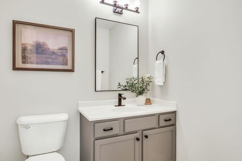 Tiny photo for 983 Ellsworth Drive, Grayslake, IL 60030 (MLS # 12654871)