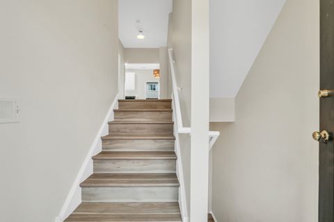 Tiny photo for 983 Ellsworth Drive, Grayslake, IL 60030 (MLS # 12654871)