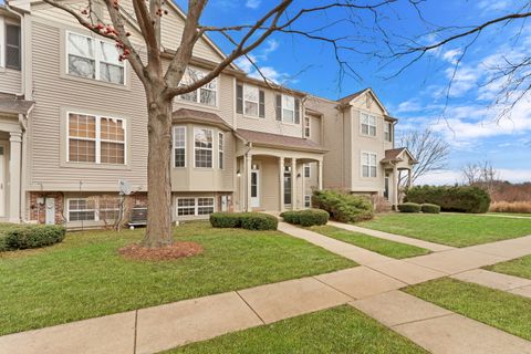 Tiny photo for 983 Ellsworth Drive, Grayslake, IL 60030 (MLS # 12654871)