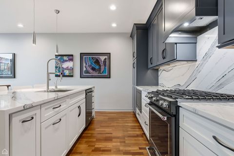 Tiny photo for 3946 N Ravenswood Avenue #603, Chicago, IL 60613 (MLS # 12659558)