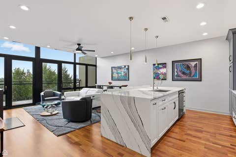 Tiny photo for 3946 N Ravenswood Avenue #603, Chicago, IL 60613 (MLS # 12659558)