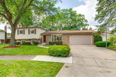 Photo of 522 N Castle Road, Addison, IL 60101 (MLS # 12460054)