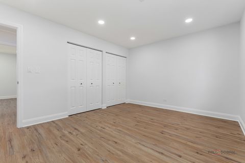 Tiny photo for 522 N Castle Road, Addison, IL 60101 (MLS # 12460054)