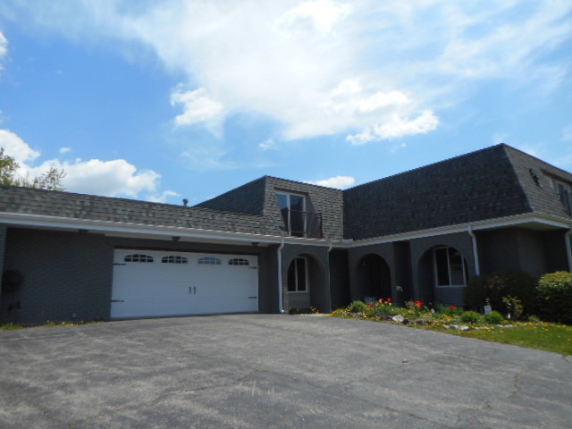 21733 N Countryside Lane