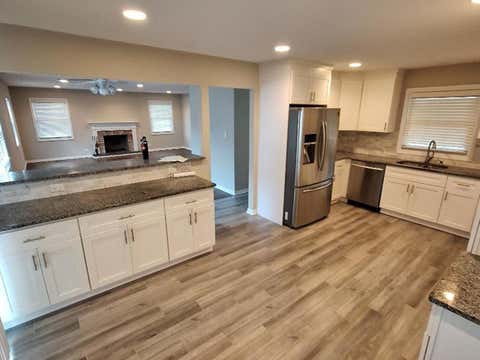 Tiny photo for 841 SILVER ROCK Lane, Buffalo Grove, IL 60089 (MLS # 12724978)
