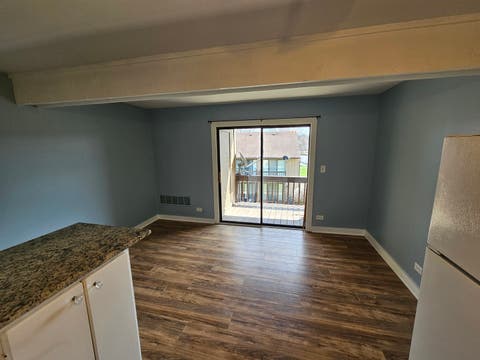 Tiny photo for 58 Vail Colony #7, Fox Lake, IL 60020 (MLS # 12699204)