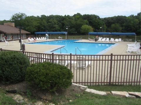 Tiny photo for 58 Vail Colony #7, Fox Lake, IL 60020 (MLS # 12699204)