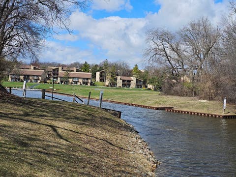 Tiny photo for 58 Vail Colony #7, Fox Lake, IL 60020 (MLS # 12699204)