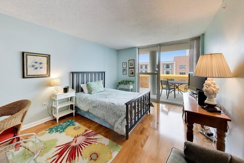 Tiny photo for 1580 sherman Avenue #PH6, Evanston, IL 60201 (MLS # 12660731)