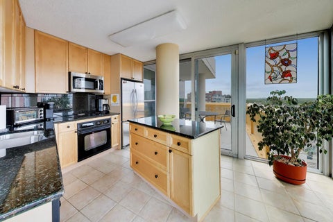 Tiny photo for 1580 sherman Avenue #PH6, Evanston, IL 60201 (MLS # 12660731)