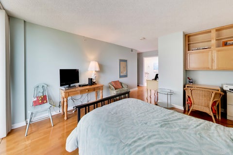 Tiny photo for 1580 sherman Avenue #PH6, Evanston, IL 60201 (MLS # 12660731)