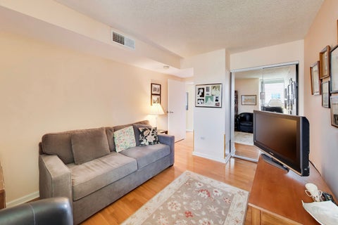 Tiny photo for 1580 sherman Avenue #PH6, Evanston, IL 60201 (MLS # 12660731)