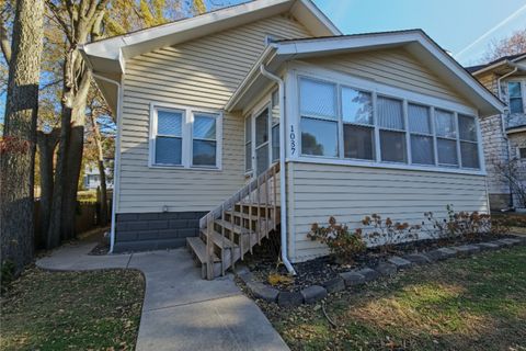 Photo of 1037 22ND Street, Rock Island, IL 61201 (MLS # 12558141)