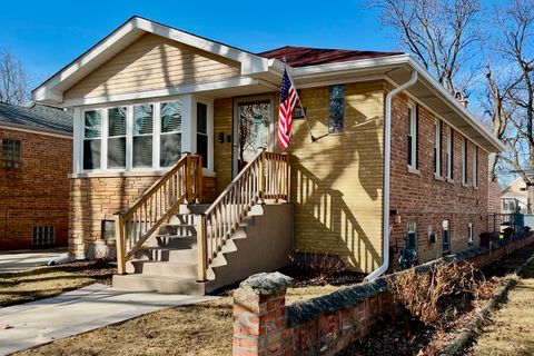 A home in North Riverside