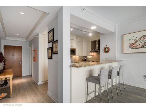 Tiny photo for 1201 S Prairie Avenue #2402, Chicago, IL 60605 (MLS # 12567973)